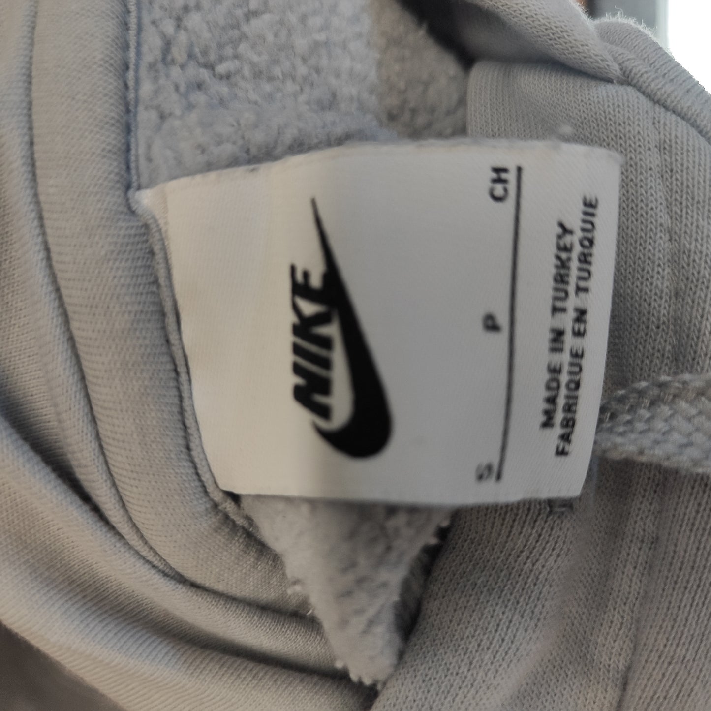 Nike Huppari vaaleanharmaa – vähän käytetty